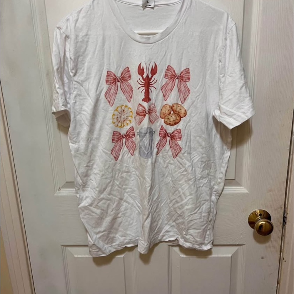 White T-Shirt with Crawfish and Bow Design